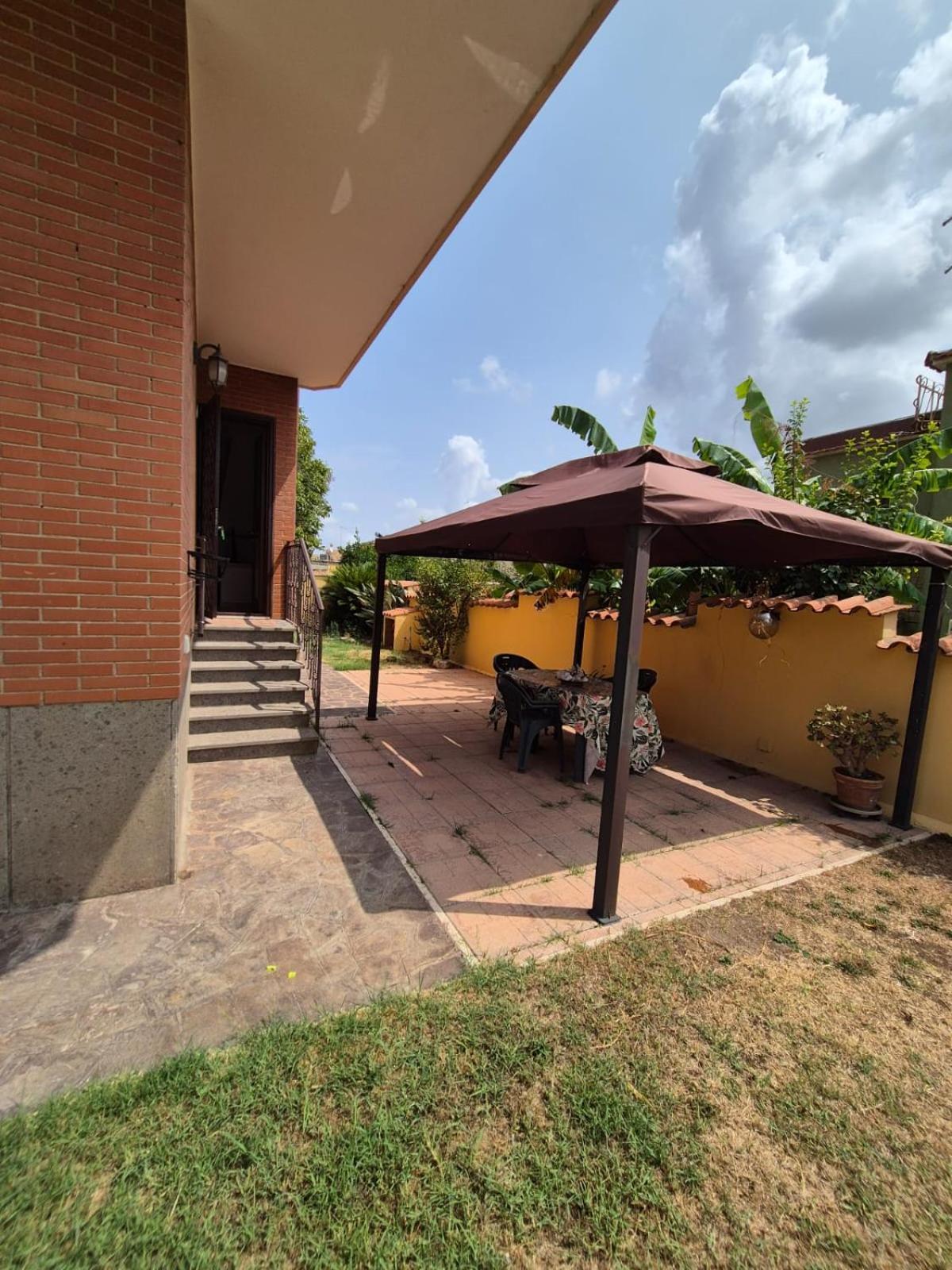 Madi House Apartment Fiumicino Exterior photo